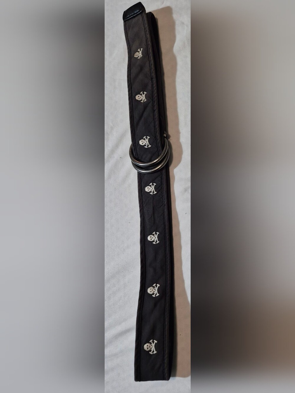 Vintage J. Crew Black Canvas Embroidered White Skull And Crosssboned Belt S/M